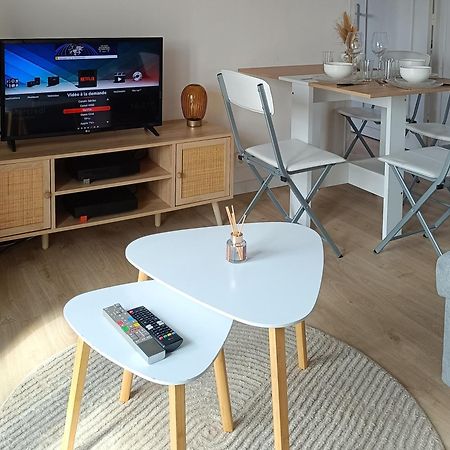 Appartement Cosy เนอมัวร์ส ภายนอก รูปภาพ
