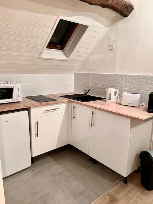 Appartement Cosy เนอมัวร์ส ภายนอก รูปภาพ